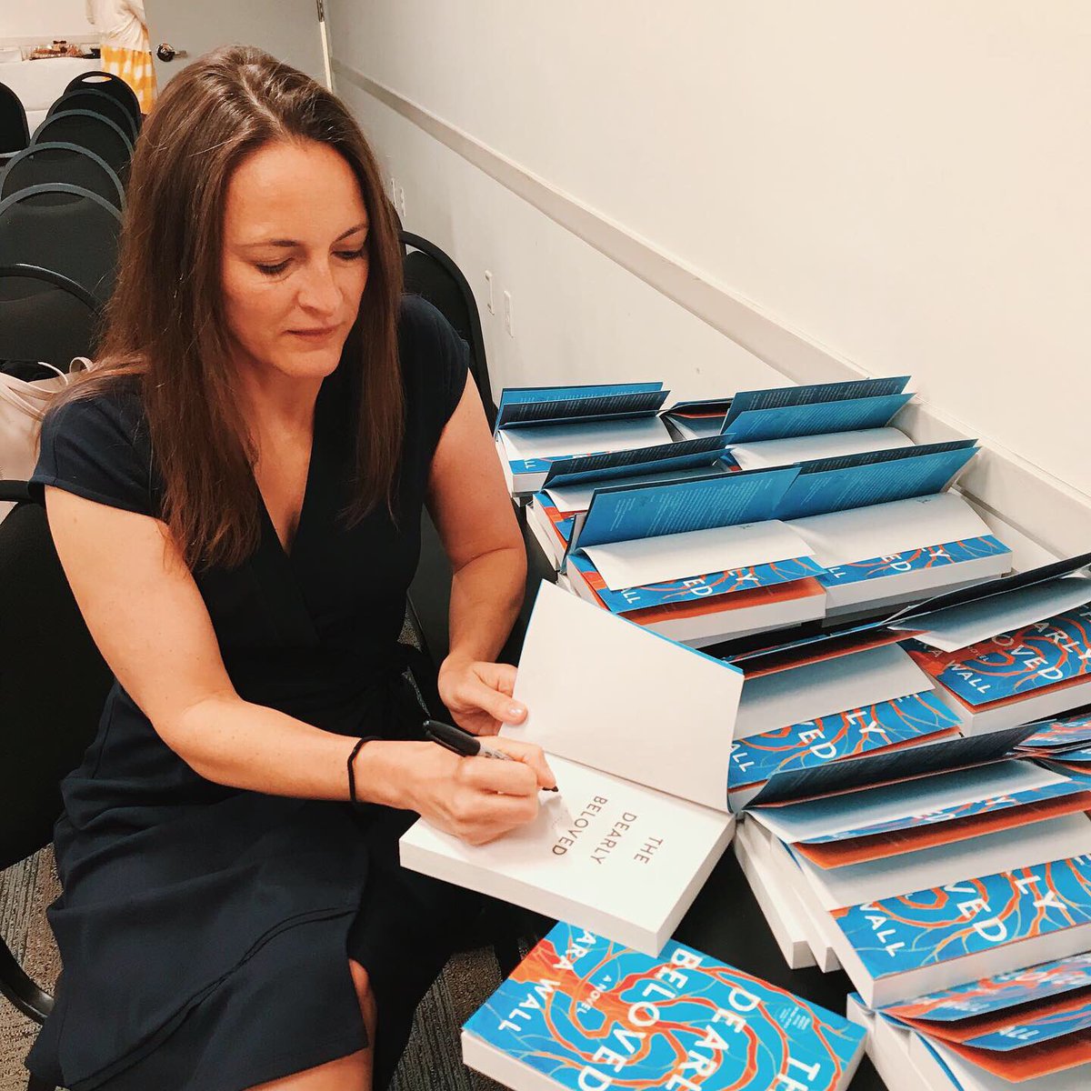 SSEdLib's tweet photo. Cara Wall, author of THE DEARLY BELOVED, is in the office today for our #ssadultpreview! @simonschuster https://t.co/JblbjXNefR