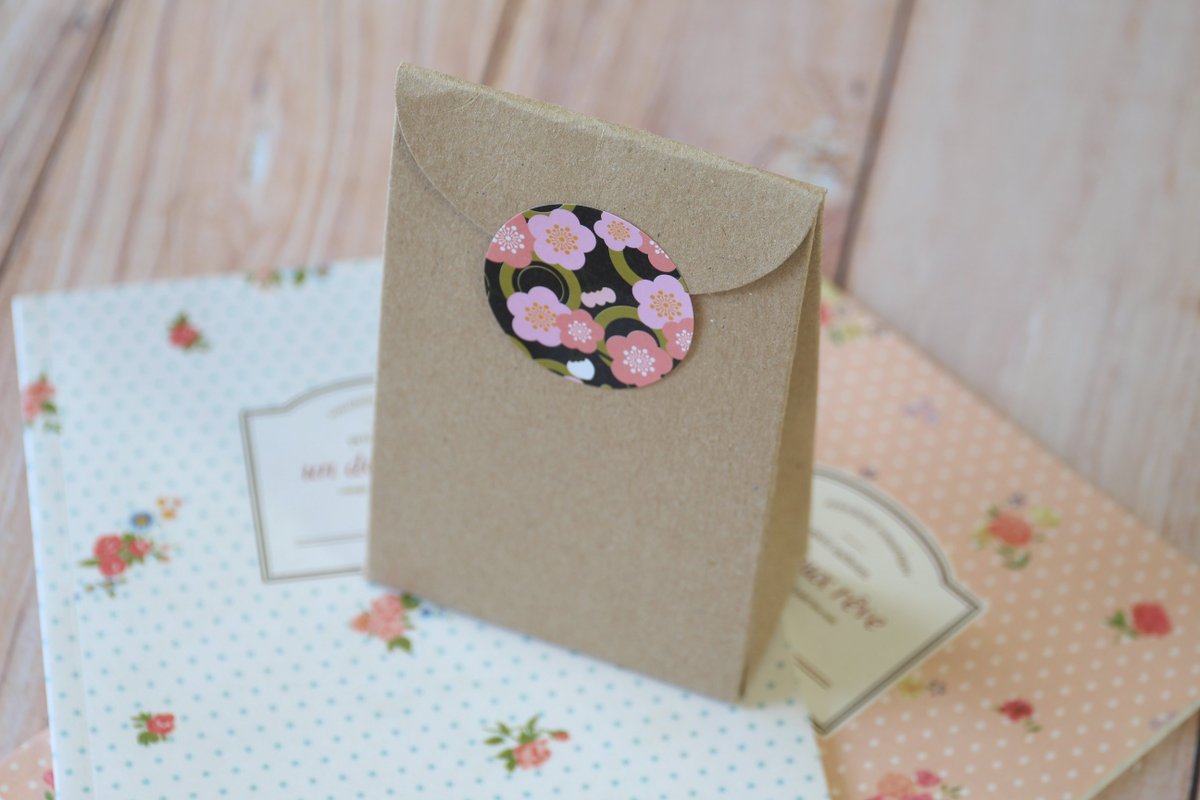 lemoncatshop's tweet image. Check out this lovely Plain Kraft Brown Taper Top blank box &amp;amp; more packaging supplies available in our shop! 
lemoncatshop.com/packaging
#packaging #wedding #favourbox #countrystyle #giftbox #diy #giftwrapping #rustic