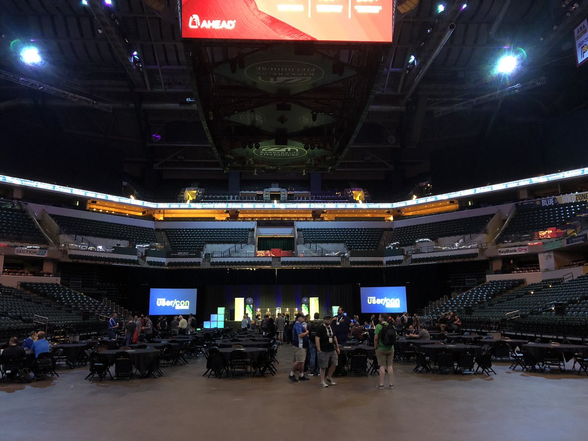 Virtual_Andrew's tweet photo. Fun fact: the #IndyVMUG is being held at the All Valley Karate Championship this year. Photos: https://t.co/9AhzgBNyQq