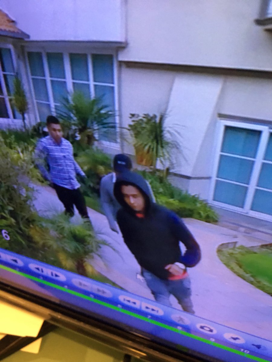osoriojua's tweet photo. Les pido mucha atención ESTOS son tres de los RATEROS que violaron mi casa. Los tenemos q agarrar estoy seguro de la unión #ElCorazonNucaSeEquivoca https://t.co/D2C3Ln8Gnc