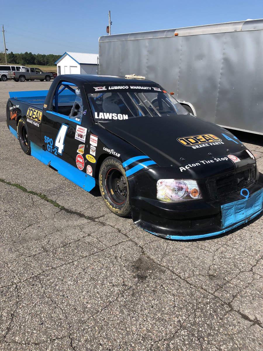 CL3565's tweet photo. Doing some testing @DriveTeq day at Canadian Tire Motorsports Park! Sunny and HOT! #absfriction #idealbrakeparts #driveteq #ctmp https://t.co/byoRlZz3m2