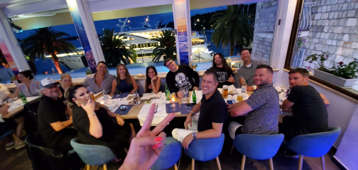 NCrystean's tweet photo. So blessed to be with this group of fabulous friends. Everytime I travel I feel like I make lifelong friends. So much love for you all. π₯°
#Croatia #Hvar #PlavaAlga #FF #breakingbread #killercrew https://t.co/uLlCpEih1e