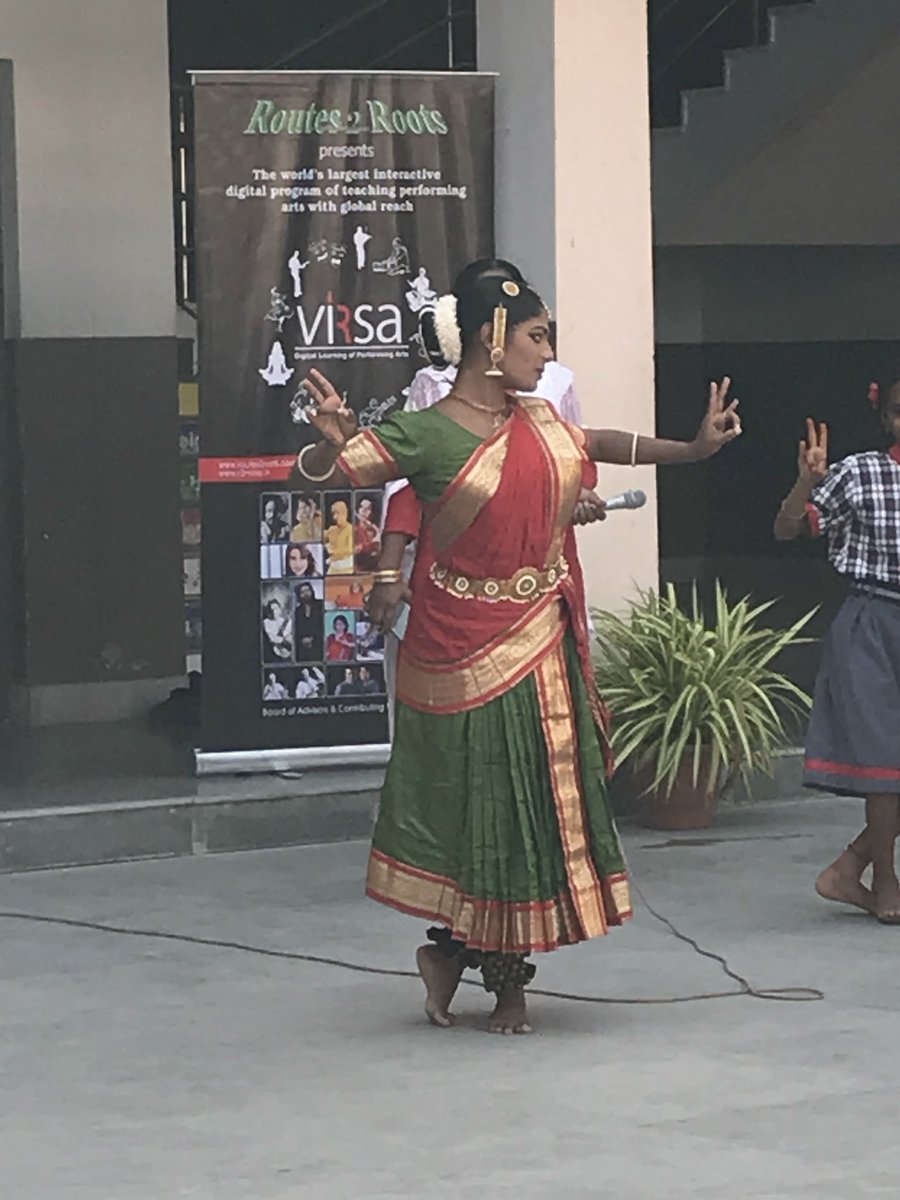 kd_charan1's tweet photo. #kvs #virsa #routes2root #traditional #Dance #routestoroot #kv https://t.co/V8HZoPtypE