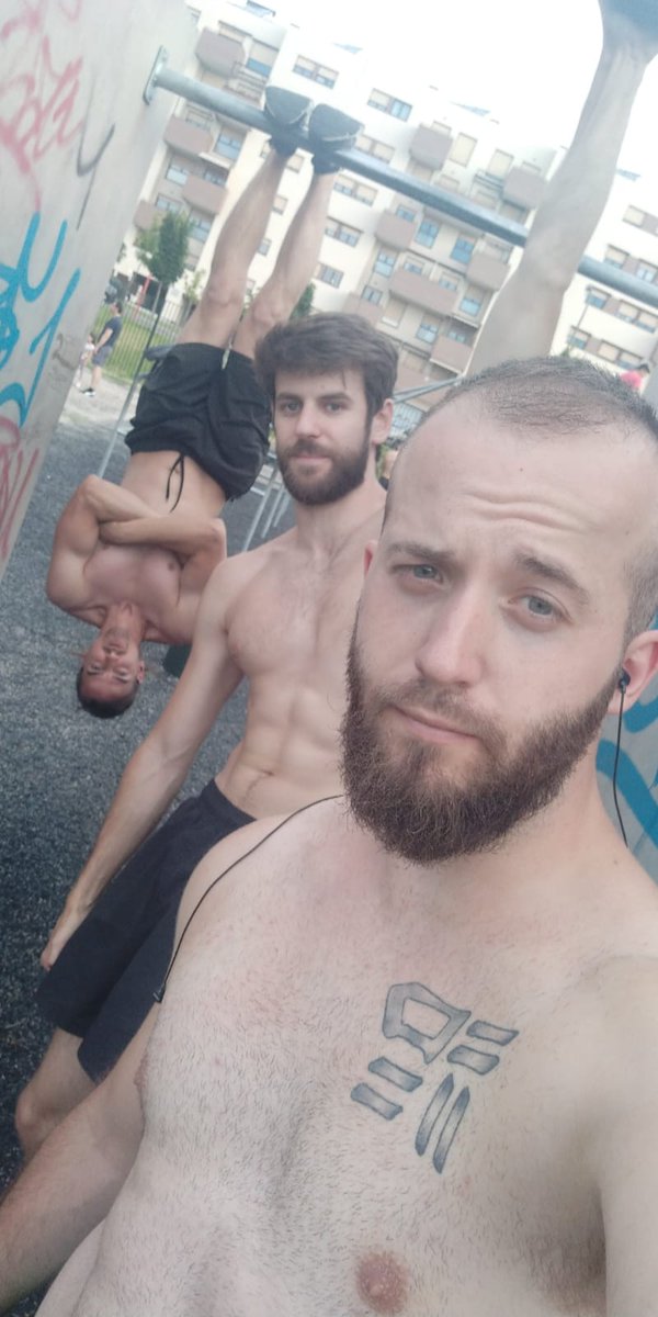 Valverde_TTP's tweet image. #OnePlusGoExplore siempre acompañado, nunca incompañado