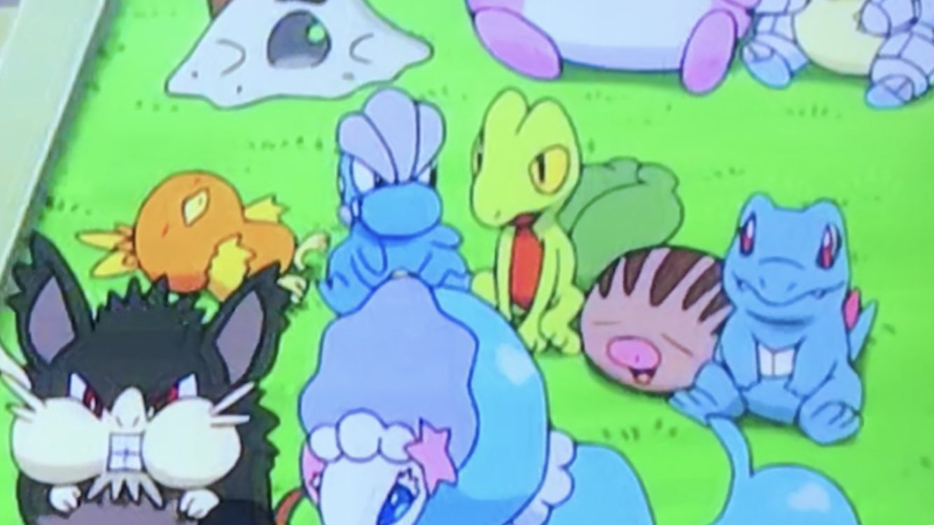 ヒノッチ 今更気付いたんだけど一昨日のリーグ戦で一瞬映った観戦してるポケモンたちって今年のgoコミュニティデイメンバーじゃない 1月 ワニノコ 2月 ウリムー 3月 キモリ 4月 タツベイ 5月 アチャモ 順番まで一致してるし芸が細かい