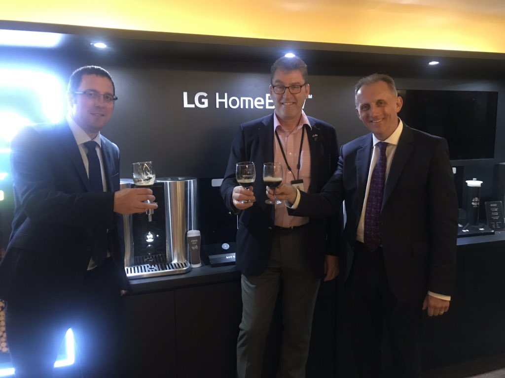 Piquer's tweet photo. So good to see @Muntons of Stowmarket launch their homebrew range in Korea with @LGUK Great tasting beer made at home with the best Korean technology and Suffolk ingredients... @StowChamber #Suffolk #beer https://t.co/aEUmQw2rRU