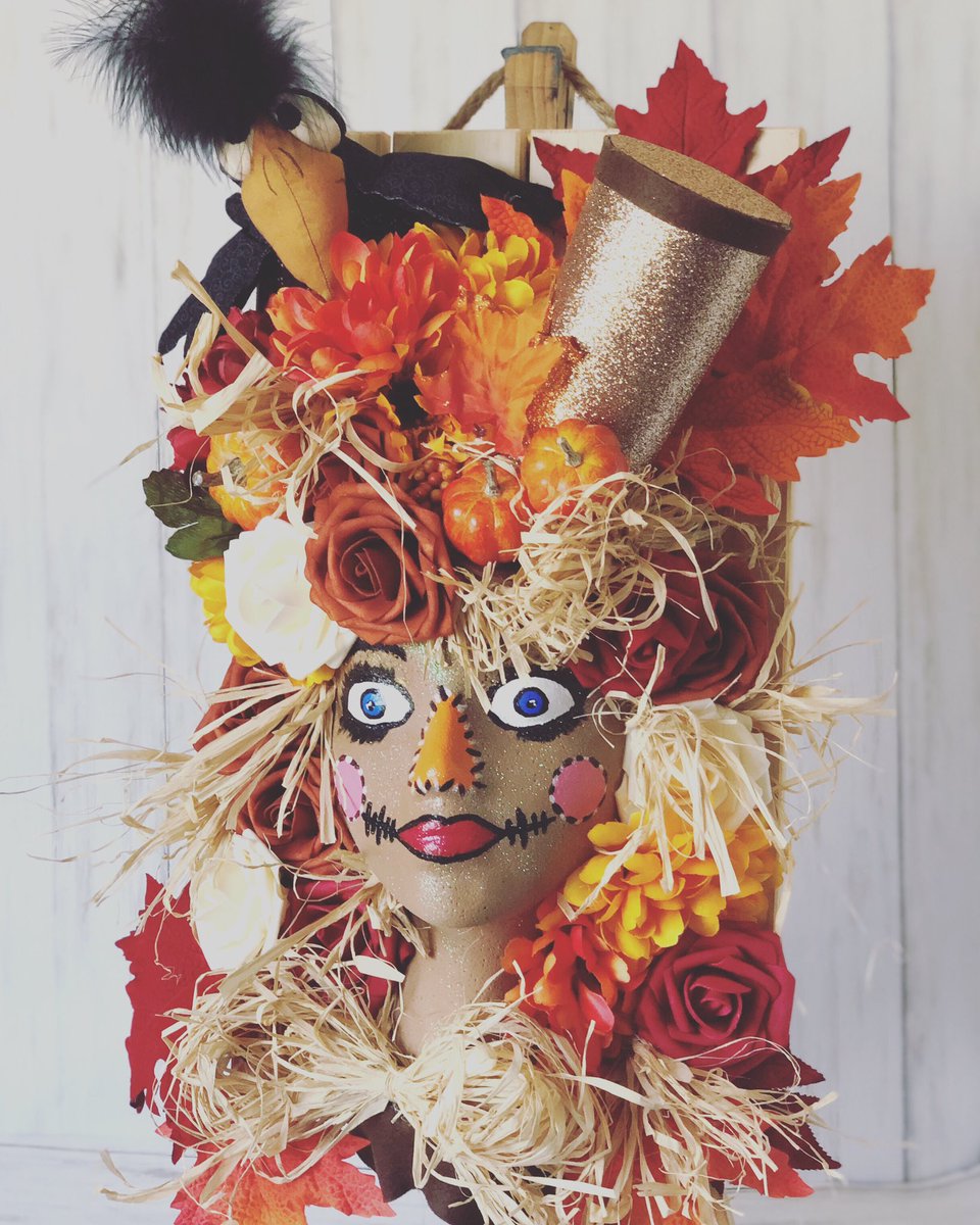 ToughT's tweet photo. Just finished this pretty scarecrow https://t.co/HCsSjPRUAl