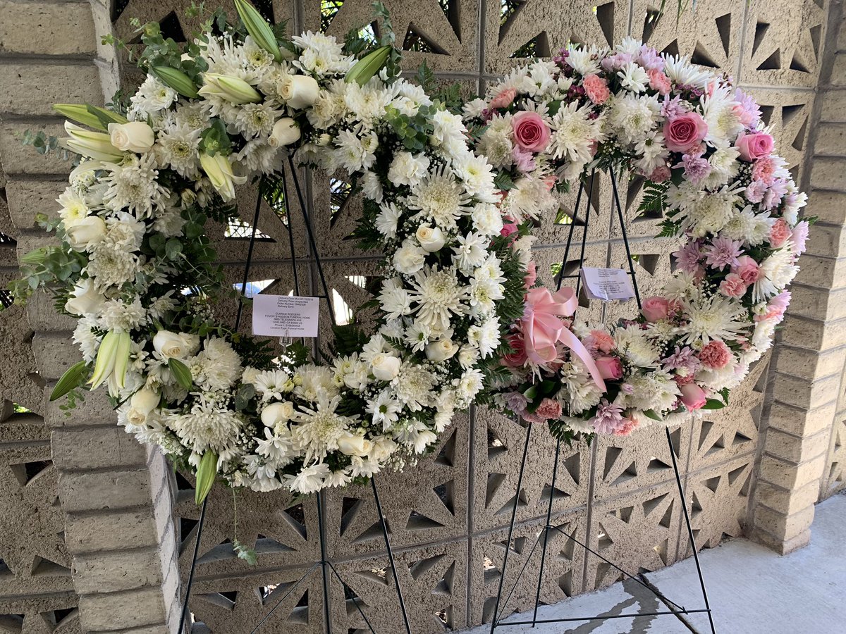 KPobgyndoc's tweet image. Heading to a family funeral today😔 We don’t do well with death in our society. Please do #endoflife planning for yourself and elders🙏🏽 It can make these transitions much smoother so we can focus on CELEBRATING lives well lived🌸 #advanceddirective healthy.kaiserpermanente.org/northern-calif…