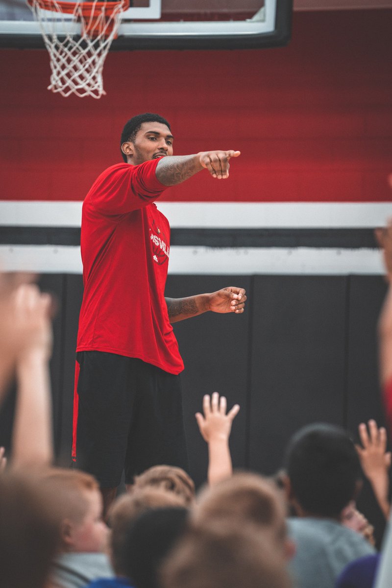ChrisMackCamp's tweet photo. Who's ready for another day of camp?

✋✋✋ https://t.co/9mD2FQjChU