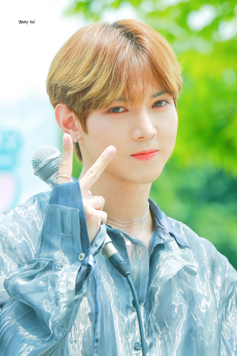 StarryRed615's tweet photo. 190713 

나의 순간부터 영원까지 전부 너이길 바래

 #강여상 #여상 #YEOSANG #ATEEZ #에이티즈 https://t.co/butx9R5ImJ
