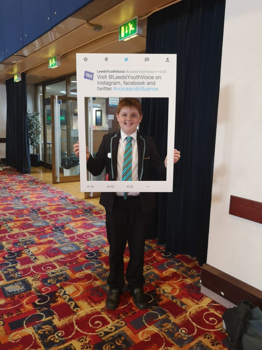 Barcaleedsyp's tweet photo. Great afternoon at @LeedsYouthVoice Youth Summit talking about knife crime with @LeedsWestWay. The young people really enjoyed getting involved! #youth #crime #cypinvolvement #keepsafe #voice #influence @BARCALeeds @YouthOfferLeeds @WLDispatch @Child_Leeds https://t.co/UQSv8C4mya
