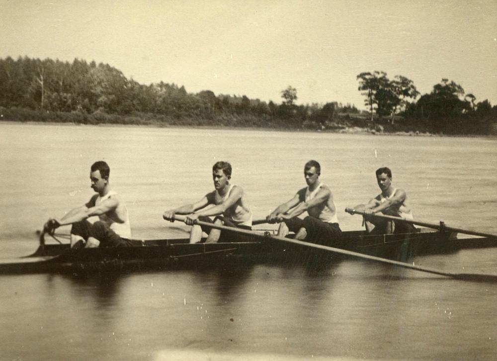 #OTD, 1885: Bowdoin wins the Intercollegiate Rowing Association championship amid controversy. Cornell fouled the Bowdoin boat in the first race of the championship on July 4, prompting the new race to be held on this day. bit.ly/2Y2YNOG