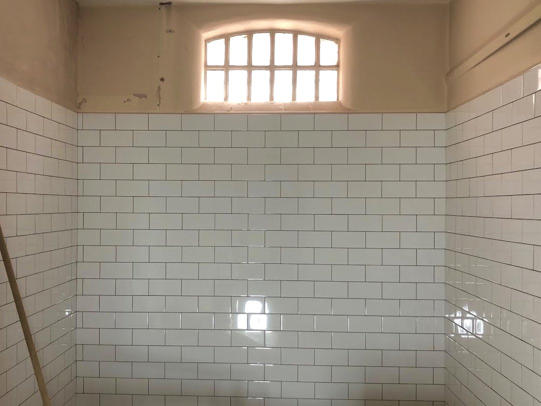TheKilnCo's tweet photo. The cells are starting to look like, well, cells
#thekiln #buildingwork #policecell #meetingroom #coworking #worcester #freelancers https://t.co/FQO3P0BJaq