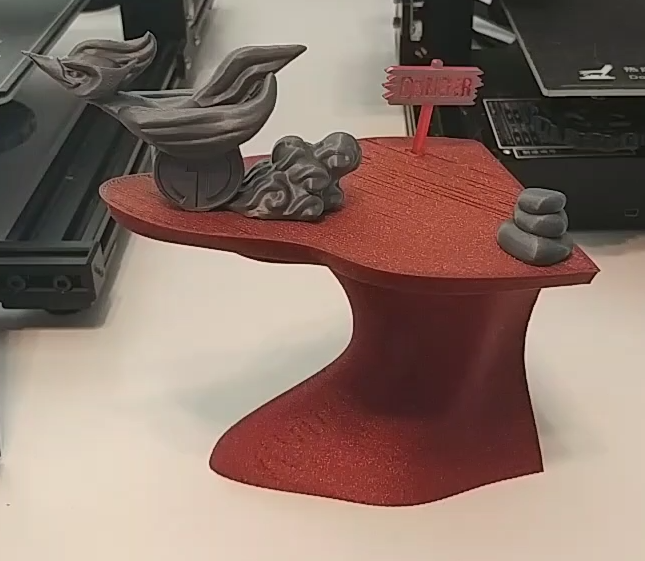 makerbak3d's tweet photo. Printed the @FilamentOne #filrunner diorama yesterday, top not perfect had trouble removing from bed. Fun #3dprinter project 😀 thanks @wekster2507 @Bugman_140 @crussty @FilamentFrenzy 🙏 https://t.co/ZDMQUO0lBA