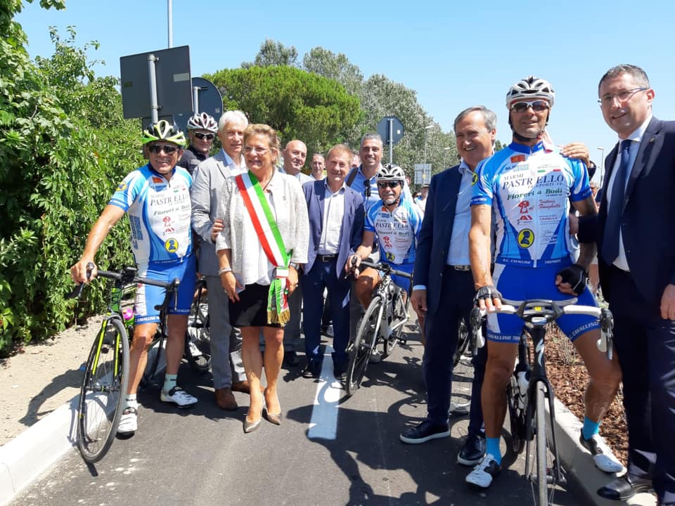 #NuovaCiclabile l Investito da <a href="/CMVenezia/">CittaMetropolitanaVE</a>  e Comune di #CavallinoTreporti 1,2 mln di euro. Grazie all'avanzo di spesa si concluderà anche l'ultimo tratto di ciclabile a Ca' di Valle🚴‍♀️

leggi comunicato ▶️ bit.ly/30GrYEV