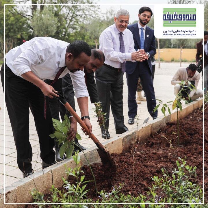 KFED_Official's tweet photo. وقع #صندوق_خليفة_لتطوير_المشاريع و #وزارة_المالية_الإثيوبية @MoF_Ethiopia، مؤخراً في العاصمة الإثيوبية #أديس_أبابا اتفاقية لدعم وتمويل المشاريع الريادية والابتكار في جمه��رية #إثيوبيا الفيدرالية الديمقراطية بقيمة 100 مليون دولار أميركي (368 مليون درهم إماراتي) 
@MoF_Ethiopia https://t.co/7wg3np87FM