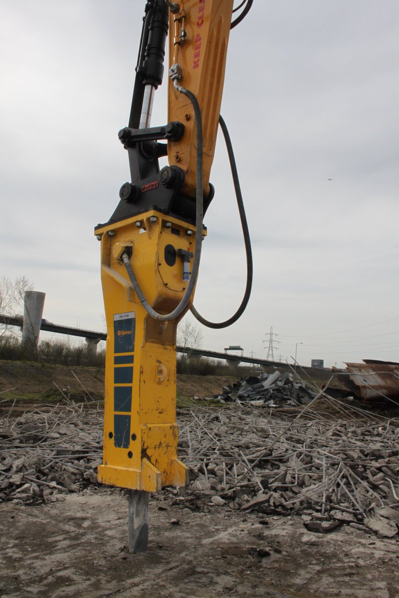 Mutleyplant's tweet photo. Are you looking for new or used attachments? We have a wide range of attachments available for hire or purchase! Sorting grapple's, Shears, Clamshells, Breakers, Multi-processors plus lots more! Please call 01304 840621 to discuss your requirements. https://t.co/uXuaqskfkd