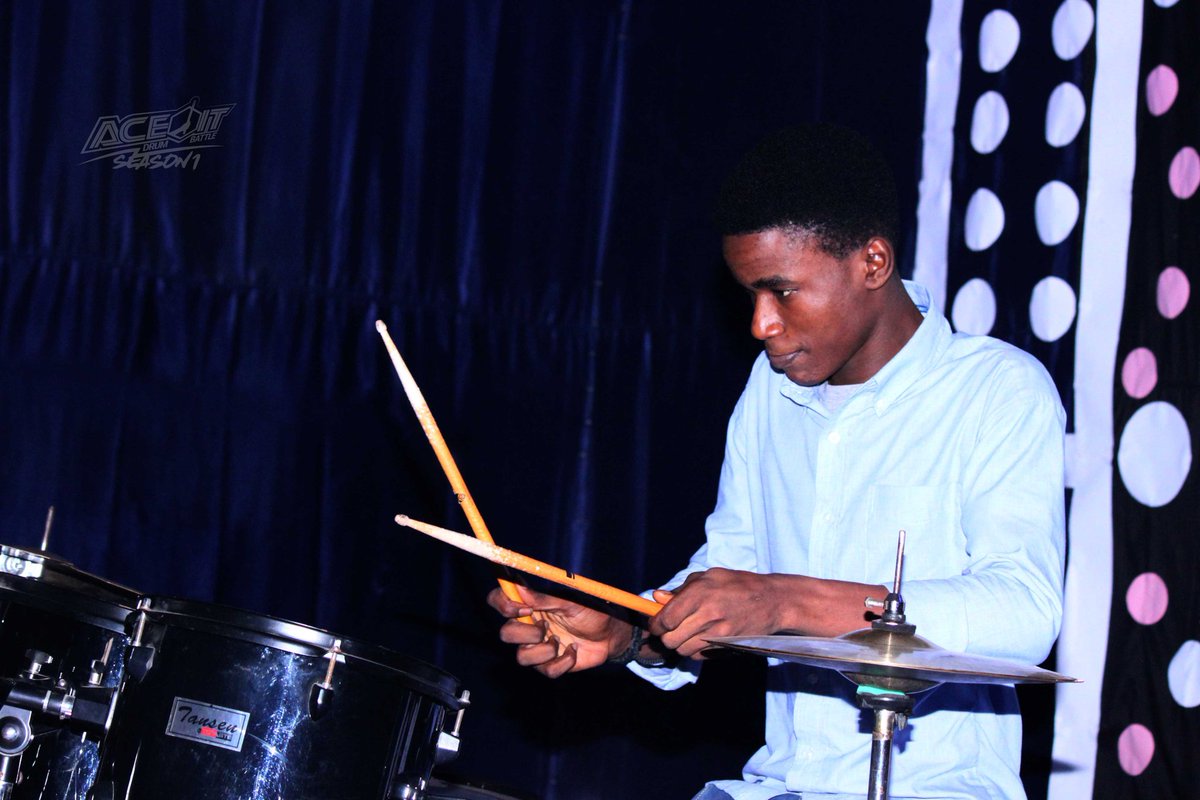 tlxdcommunity's tweet photo. First four contestants (EGEONU CHIKADIBIA, AUGUSTINE HARRY, ASUQUO KELVIN, NWANERI VICTORY). #drums #drummer #drumming #musicians #aceitdrumbattle #musiccompetition #contest #battle #champion #contestants #tlxdcommunity #excellent #modern #responsible https://t.co/lJXobbWsfL
