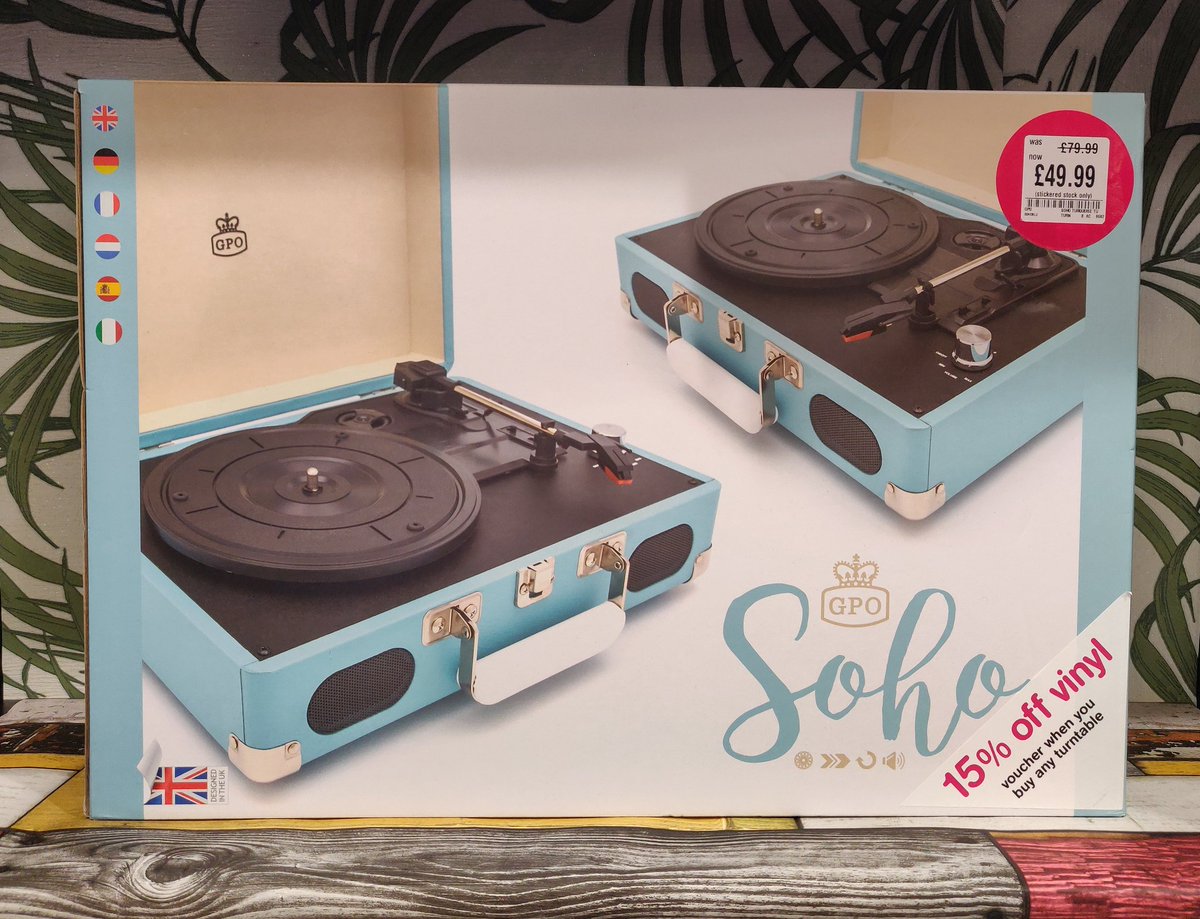 hmvInverness's tweet photo. #hmvSummerTech day 9 and it's #Turtable Tuesday! There's a fantastic saving of £30 on this #GPO Soho turntable making it only £49.99 https://t.co/zxbn06D4Ff
