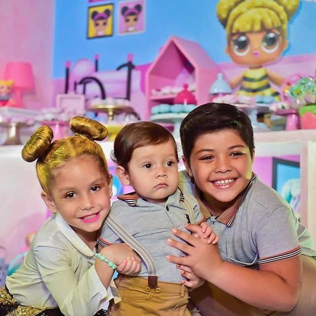 WesleySafadao's tweet photo. A princesinha do Papai! 🥰
Tudo por vocês! ❤️🙏🏻 #Ysis5Anos #MinhaFamilía #MeuBemMaisPrecioso https://t.co/FzljJfHoKs