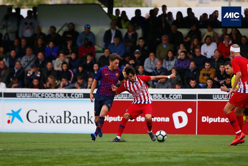 micfootballcup's tweet photo. El menú de esta tarde en @Gol con el #MIC19
Categoría A1-U19
17:00 @cf_lloret - SEDP
18:00 @UELlagostera - GPS Spain
19:00 @AtletiAcademia - @ExtravagantesFC
20:00 @FCBmasia - @WOSPAC
¡No os los perdáis!
#WeAreMIC https://t.co/XtbJStwPHV