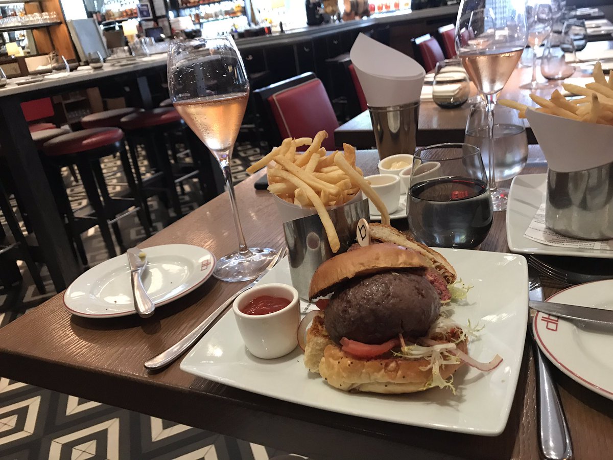 Robert Nellis (@robertleenellis) on Twitter photo A trip to New York wouldn’t be complete without enjoying the legendary burger at DB Bistro paired with a nice Rosè champagne ... naturally. <a href="/dbbistrony/">db Bistro Moderne</a> #nyc #brunching #foiegrasinside #roseallday #placetoourselves #makingmehungry A trip to New York wouldn’t be complete without enjoying the legendary burger at DB Bistro paired with a nice Rosè champagne ... naturally. <a href="/dbbistrony/">db Bistro Moderne</a> #nyc #brunching #foiegrasinside #roseallday #placetoourselves #makingmehungry