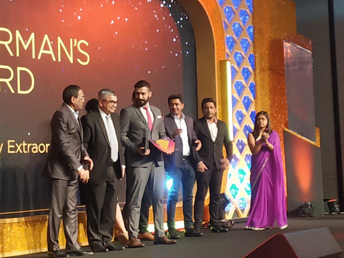 Mindtree_Ltd's tweet photo. You are truly #ConsistentlyExtraordinary. Congratulations Neha Kathuria #ChairmansAward2019 #WelcometoPossible @NehaKats https://t.co/gLKyCD8bBG