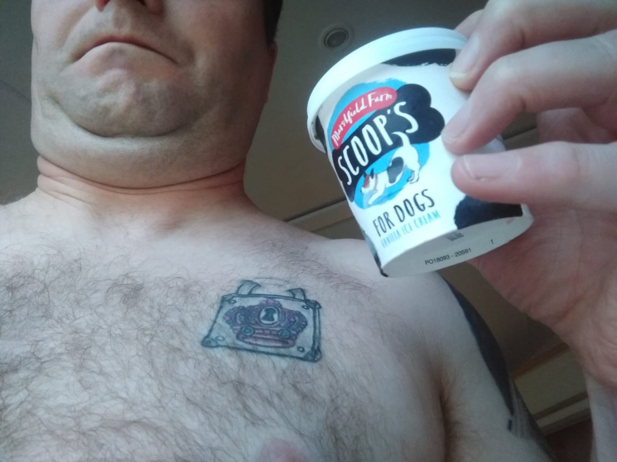 HRHPrincessLola's tweet photo. So while my @slave_stephen is away on holiday, it was only right to make him buy this ice cream for dogs and make him eat it! The only ice cream he deserves! ππ #humiliation #humiliatrix #onlinedomination #losertasks #mylittleidiot #myproperty https://t.co/gqRjRCFZJN