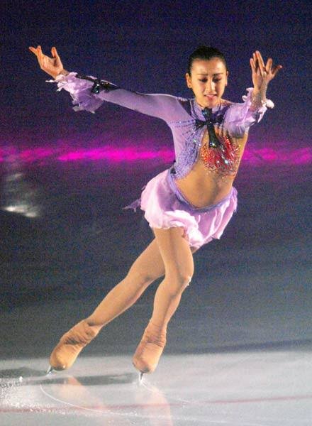 【2024最新】豊胸手術確定？の芸能人30選！失敗して豊胸がバレバレ？