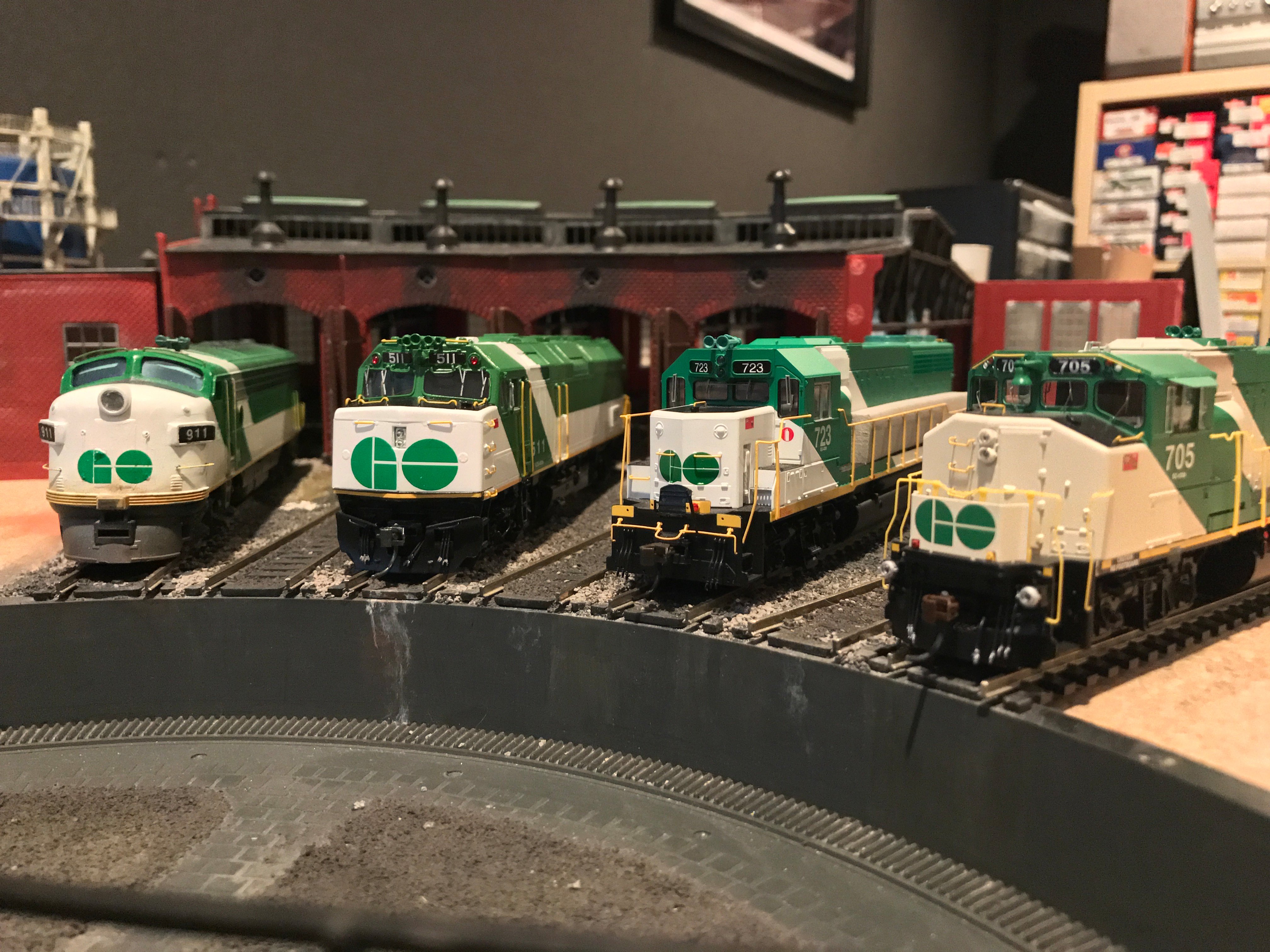 GO Transit on X