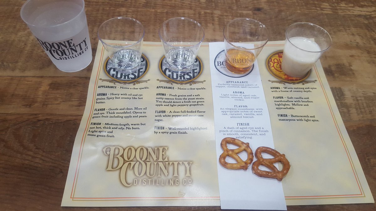 QueenThrifty's tweet photo. I love Bourbon Cream so I had to grab a bottle after my tasting. Visiting Northern Kentucky soon swing by #BooneCountyDistilling
#bourbon #Kentucky #TheBLine #findingyoursippingpoint #TravelTuesday https://t.co/ZtiCY8Ku47