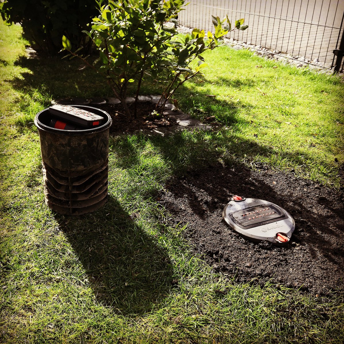 Ronny Walther V Twitter Werbung Aus Freudeamtesten Gardena Regner Getauscht Und Schon Sprudelt Das Wasser Nicht Mehr An Den Falschen Stellen Danke Gardena De Gardena Bewasserung Bewasserungssystem Garten Wasser Rasensprenger Viereckregner