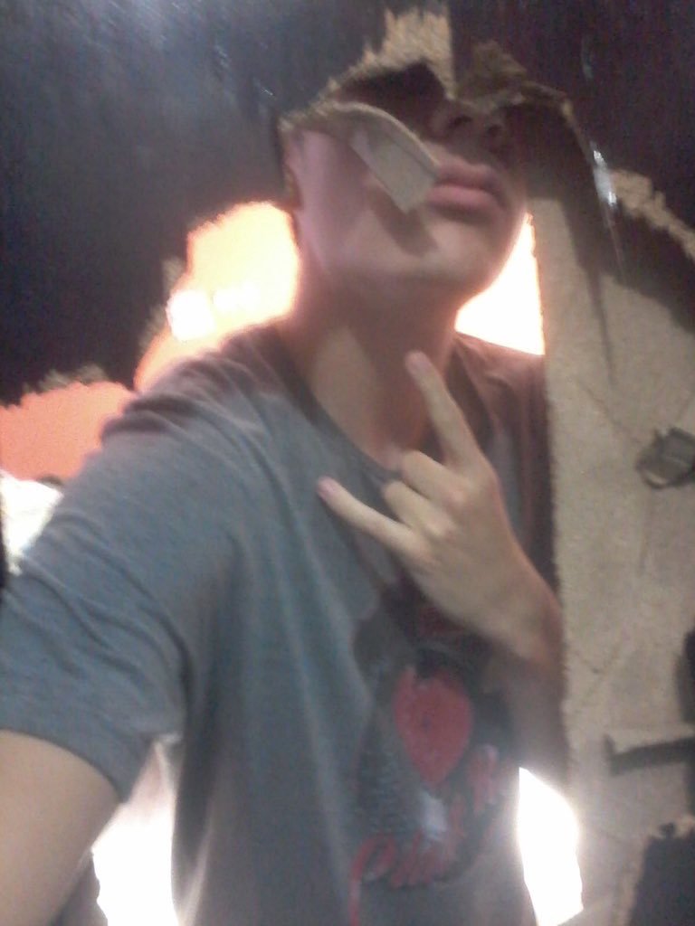 Delos⚡ tweet media