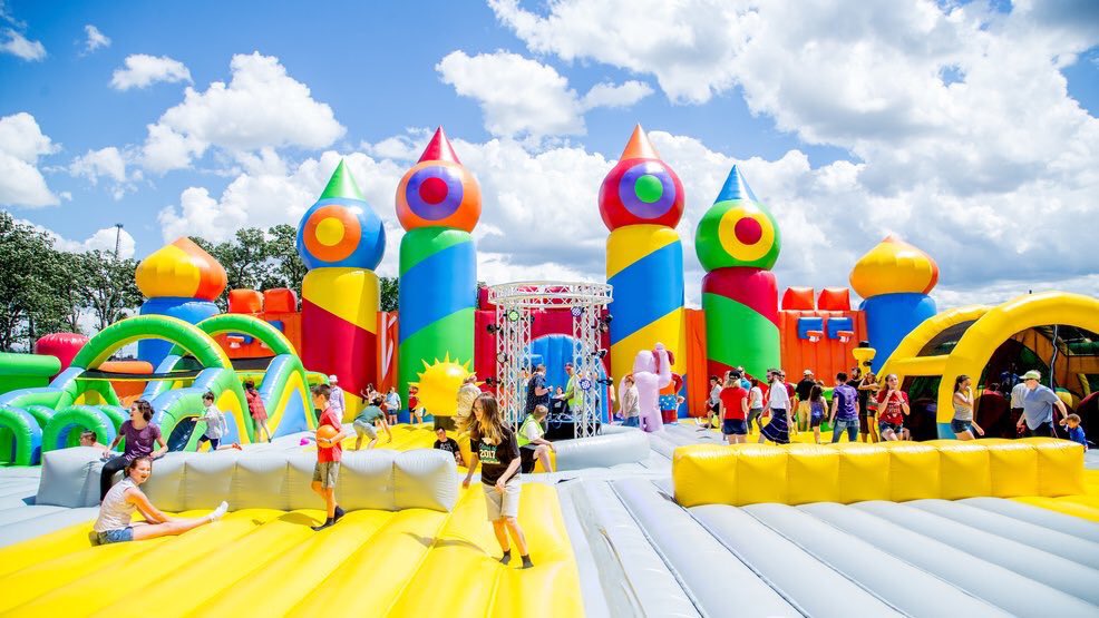 YPHoustonTX's tweet image. WORLD'S LARGEST ADULT FRIENDLY BOUNCE HOUSE IS COMING TO HOUSTON!!!

Big Bounce America 

Location:
AVEVA Stadium
2055 Mowery Rd, Houston, TX 77045

Dates: 
November 8, 2019
November 9, 2019
November 10, 2019
November 15, 2019
November 16, 2019
November 17, 2019
