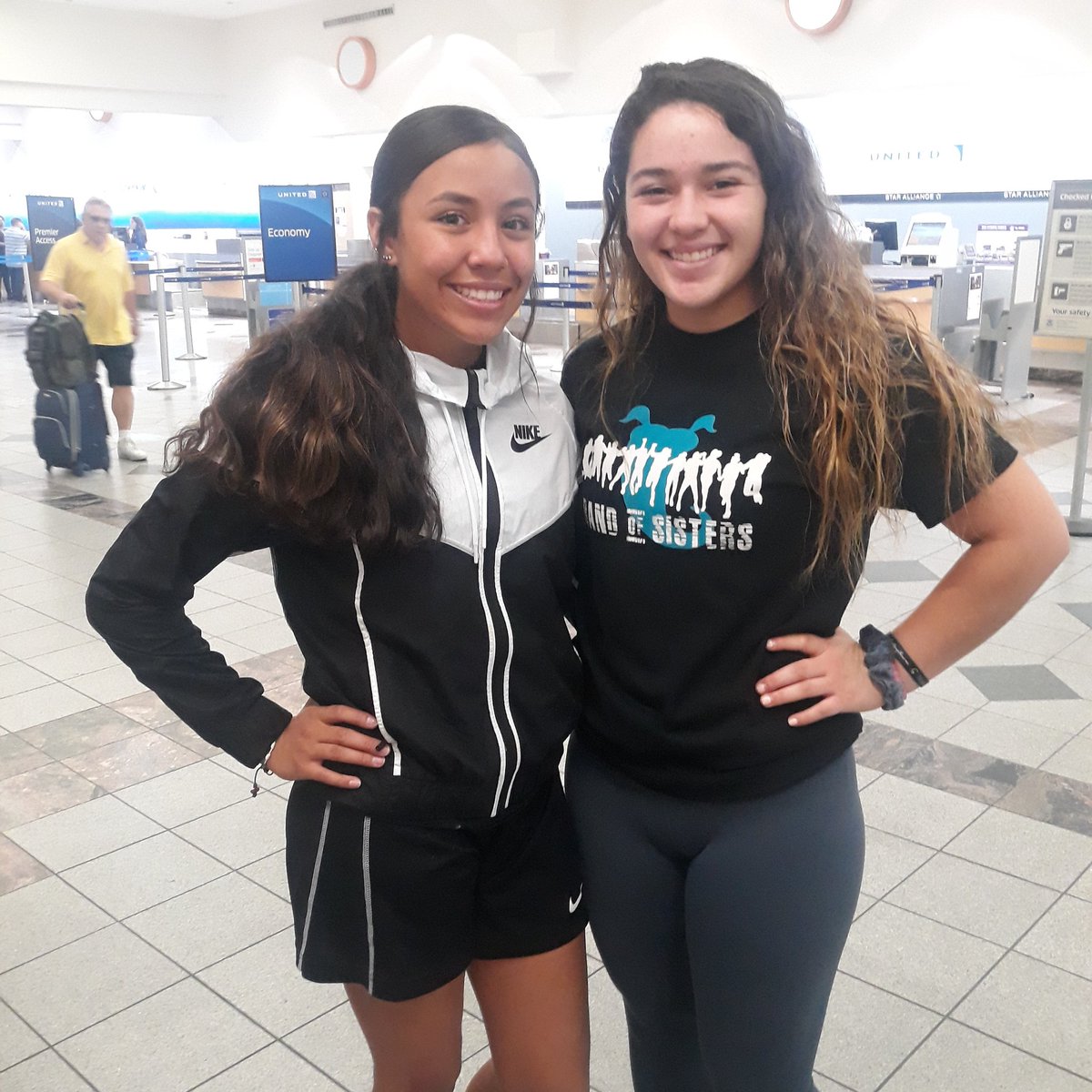 Leah Perea and Mia Perez rEPresenting the EP Chilis-Solis, The Base, and the Sun City at the Elite Developmental Invitational in Vero Beach, FL. A whole week of softball with some of the best instructors in the country! Best of luck ladies!