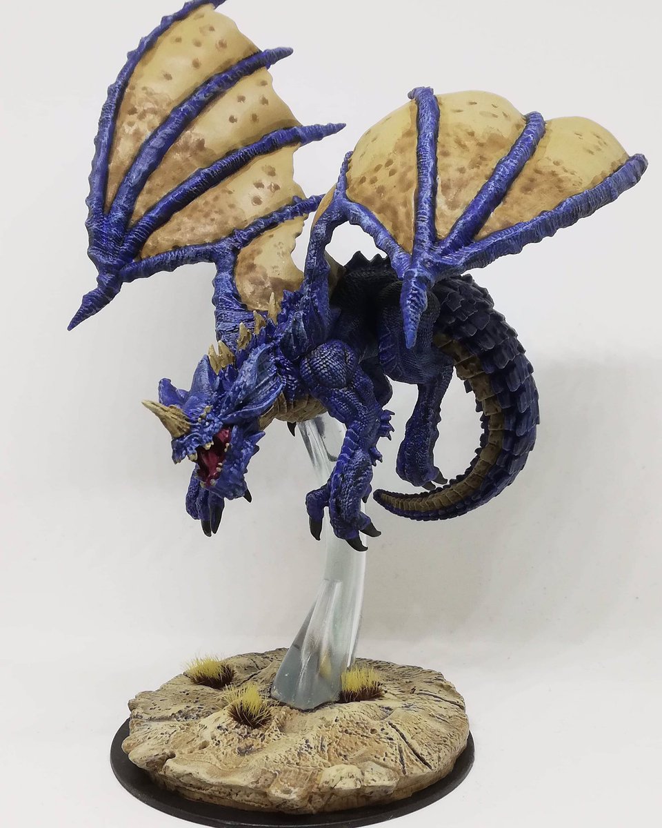 ConcordGamesCon's tweet photo. Hey maaaaaaaaa...where’s my gold pile?? MAAAAAAA!! #dungeonsanddragons #dnd5e #dragon #heyma #dungeonsanddragonsmemes #miniatures #bigflyinglizard https://t.co/AWahL1FvwL