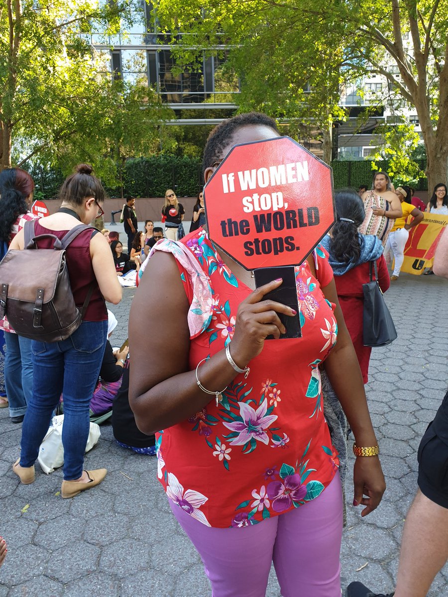 AnneAlanSizomu's tweet photo. Say it Loud! Say it Clear.....#GLPF #HLPF2019 @Women_Rio20 @rhrn_youthsrhr @IPPFAR @ippf @PreeSundaram https://t.co/9zUGQ1wRSe