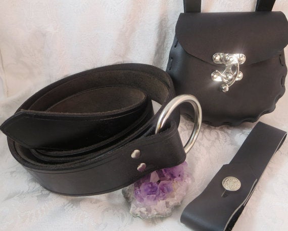 DragonstarC's tweet photo. Going to the Renaissance Faire? Here is a great deal! https://t.co/oiqhdiQELX #LARP #Renaissancefaire #Garb #Vikings #Medievalwedding #handmade #Etsy https://t.co/DMU2dPpilX