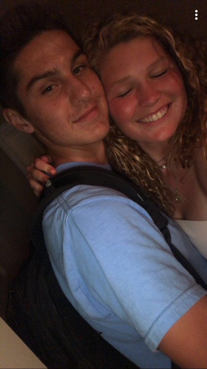 ethan_stitz's tweet photo. Happy birthday Emma🎉🎉😁. I hope it’s a great one. #oldgf 😂 https://t.co/Fis33N8SGR