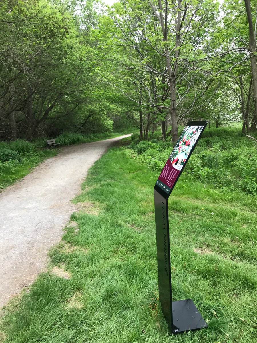 ForwardSign's tweet image. When you hike in Shinrin Yoku Interpretive Trail @cityofmarkham, do you notice those cool signages made by @ForwardSign?