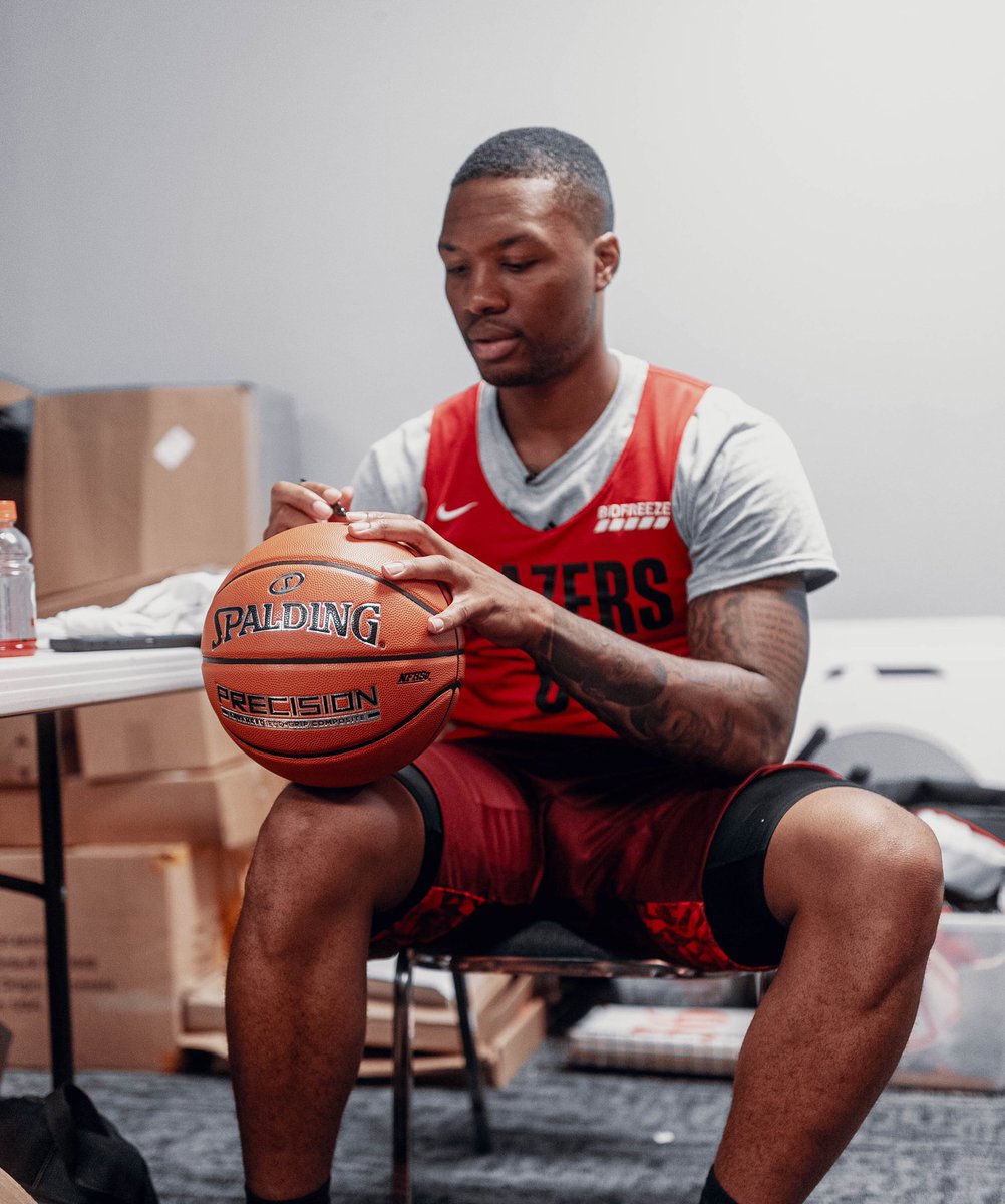 spalding precision basketball