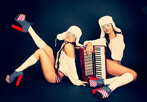 audiomicro's tweet photo. 🎉 Happy Birthday 'Merica! 🎉 Celebrating with a sale, of course! 🎉 - https://t.co/35asmfwmmW . https://t.co/GpiramsNBM