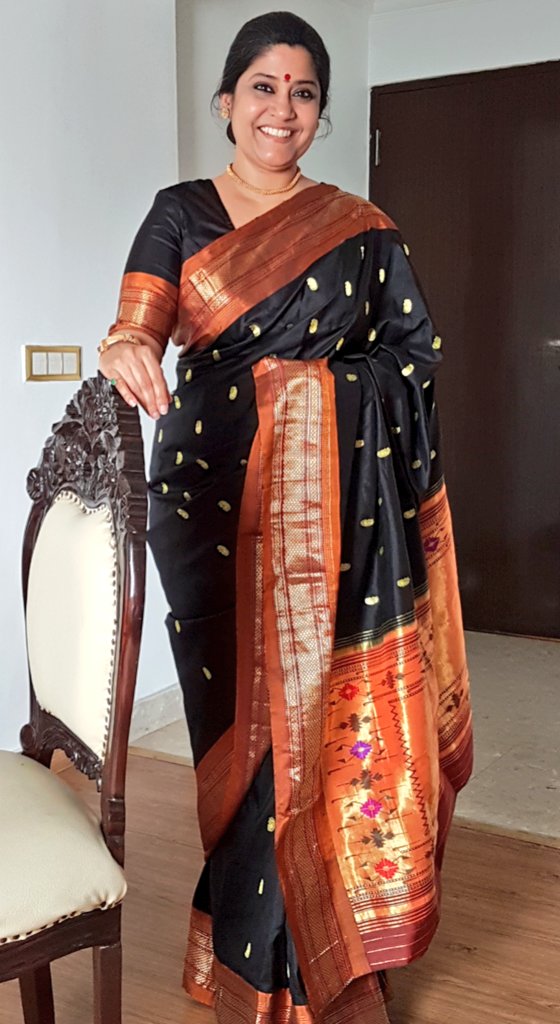 Renuka Shahane tweet media