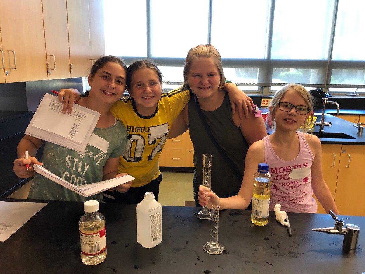 McAuleyMacs's tweet photo. STEM campers experimented with different liquids to create a density column, tested baby food for various macromolecules, and built inertia towers! #STEM #STEMcamp2019 #futuremacs #mightymacsummer2019 #mcauleylifetimeadvantage https://t.co/p953SfXAKY