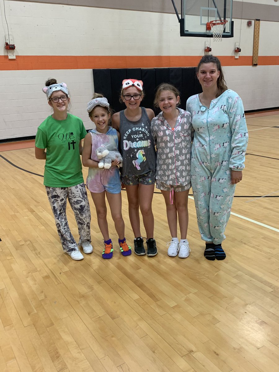 NFTigerCheer's tweet photo. Best Jammies Today! #nftigercheer https://t.co/i5sNAqYZhP