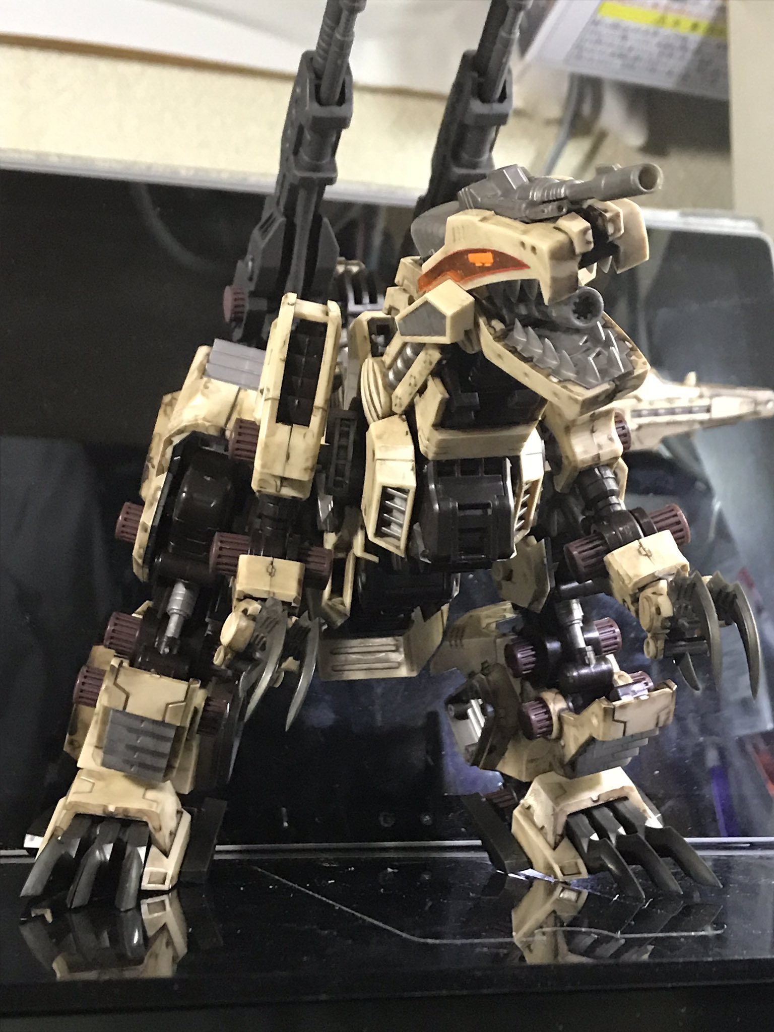 春早割 ゾイド 1/72 ジェノザウラー ボーンカラーVer.HMM コトブキヤ