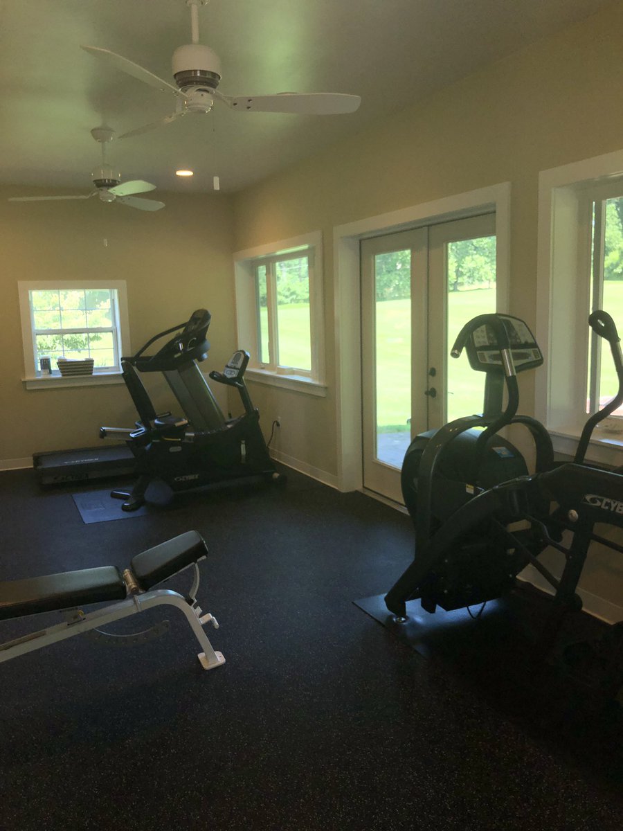 gracewinery's tweet photo. Just some of our fine amenities our lucky guests get to enjoy 🙌🏽 https://t.co/0IhZ48IKYJ