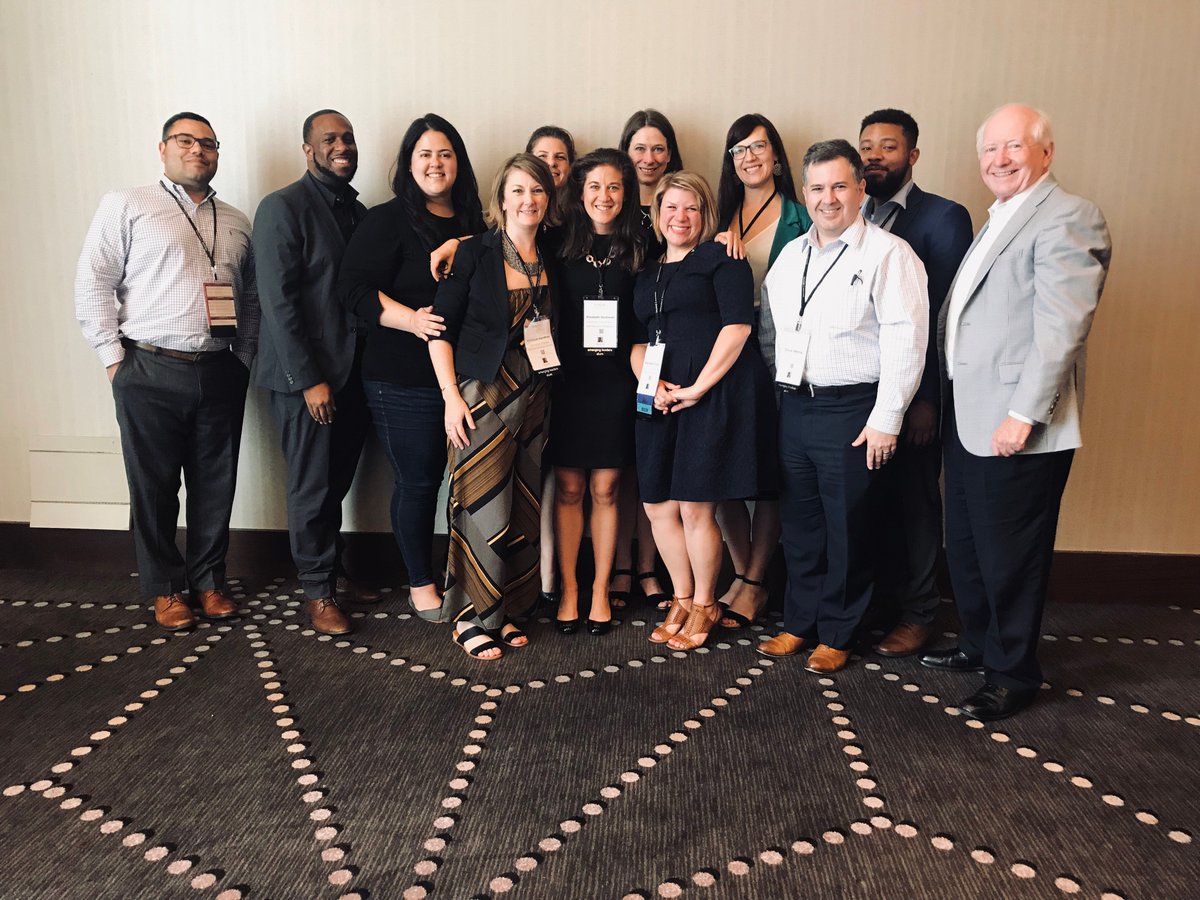 OrchLeague's tweet photo. Do you know a future orchestra leader? Spread the word! Orchestra managers, musicians, and conductors are invited to apply by Aug 16 to the League's Emerging Leaders Program-an unparalleled opportunity to learn and grow, without leaving your orchestra.  https://t.co/7IupmWQQt3 https://t.co/rXriM3i720