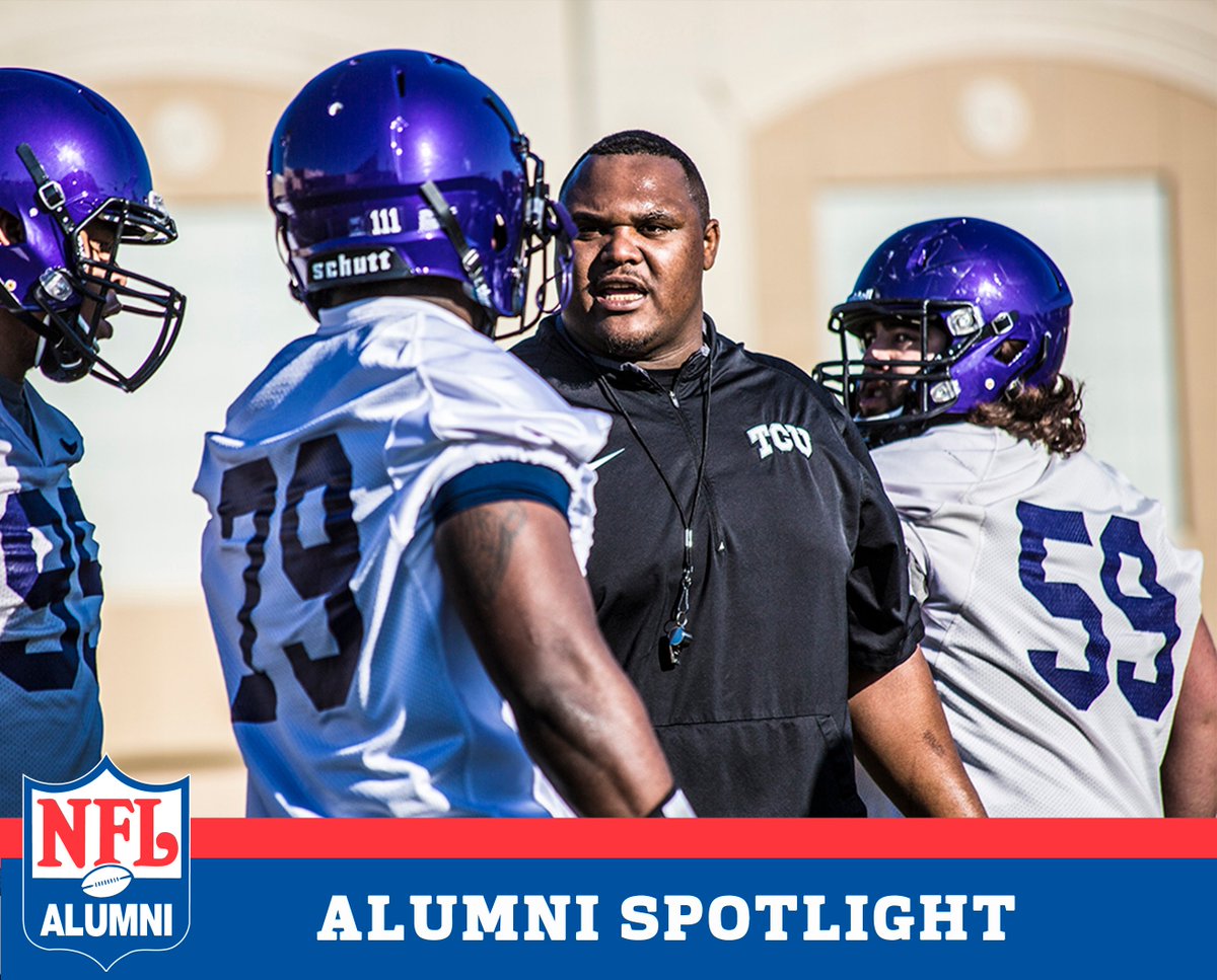 NFLAlumni's tweet photo. Zarnell Fitch (@CoachZTCU), former Defensive Tackle for the @Ravens, is the D-Line Coach at @TCUFootball. Fitch is a rock star recruiter, a great coach, and players love to be around him!

#NFLAlumni #AlumniSpotlight #CollegeFootball #TCU #GoFrogs #FrogFam https://t.co/BY9fTaAKxm