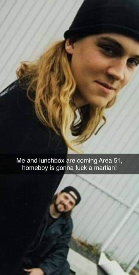 MaryESpeaker's tweet photo. @ThatKevinSmith and @JayMewes I saw this pop up on my Facebook and although I know it's fake it still made me laugh out loud. #JayandSilentBob #MissTheseGuys #JayandSilentBobReboot https://t.co/lbqfMyrRWE
